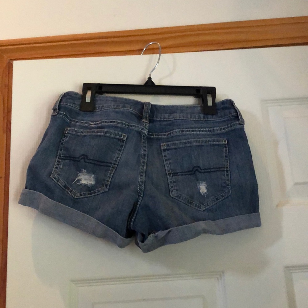 shorts - Picture 2 of 4